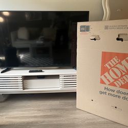 55 inch Samsung 4K TV w/ box