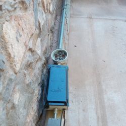 Temporary electrical post