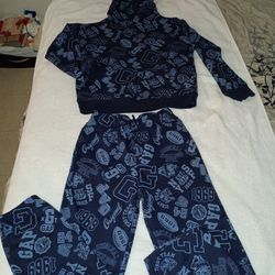 Gap sweat outfit