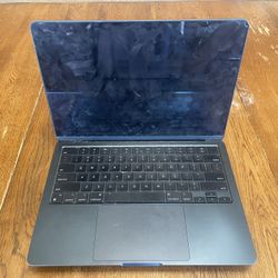 13” MacBook Air M2 *broken display