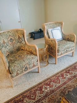 A set beautiful chairs