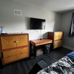 5 Piece Mid Century Modern Bedroom Set 