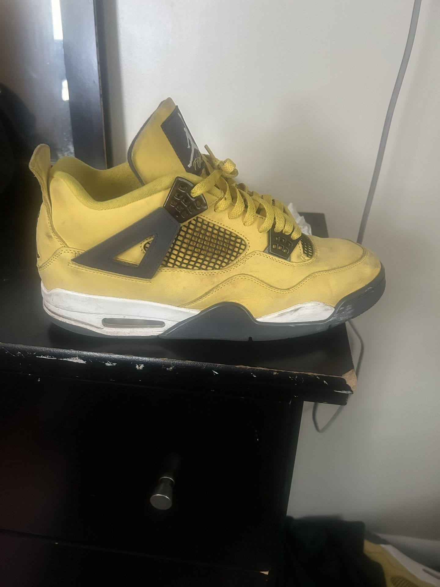 lightning 4s