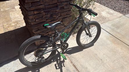 Haro flight line 20 +
