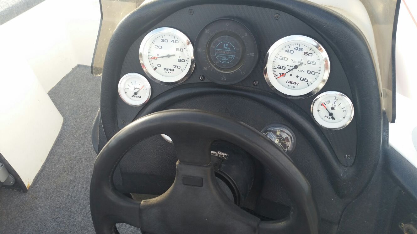 1998 Nitro Savage 884 Summit Edition Bass Boat