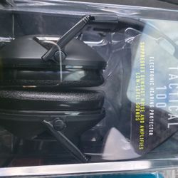 Peltor 100 Electronic Hearing Protector
