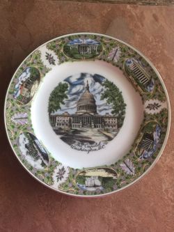Vintage Commemorative Plate of the Capitol, Washington, D.C.