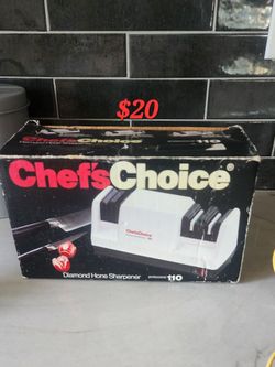 Electric knife sharpener