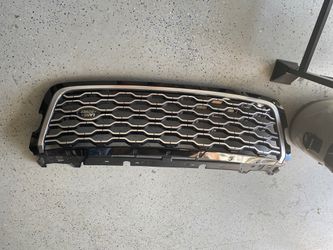 2020 Land Rover Velar Front Grill, Rims and Tires