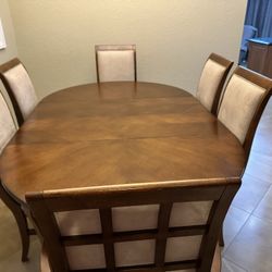 Complete Dining Room Set – Table, 6 Chairs, Console + Hutch – Great Condition