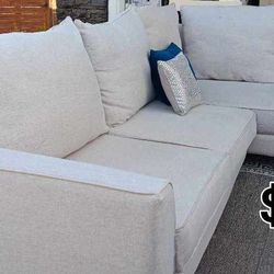 SECCIONAL GRIS CLARO EXCELENTES CONDICIONES PRÁCTICAMENTE NUEVO HACEMOS ENTREGAS 