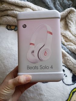 NIB Beats Solo 4 - cloud pink