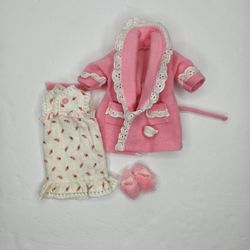 Galoob Bouncin Kids Fashion Pack Robe and Pajama Gown FITS CURVY BARBIE