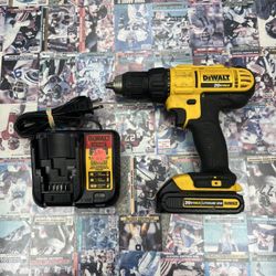 Dewalt DCD771 Drill Driver 1/2” 
