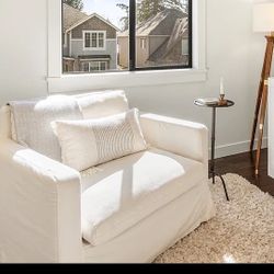 Large Slip Cover Chair 