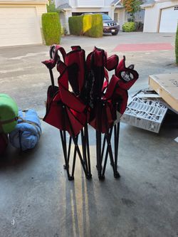 Lawn chairs (read description!)