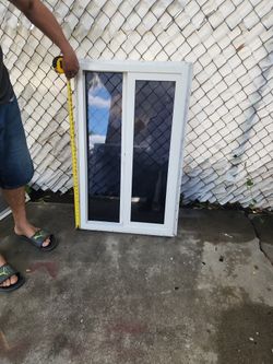 Ventana BUENAS CONDICIONES De 24x39 Son 3 Cada Una 100