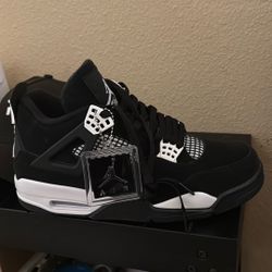 Men’s Jordan 4’s Brand New