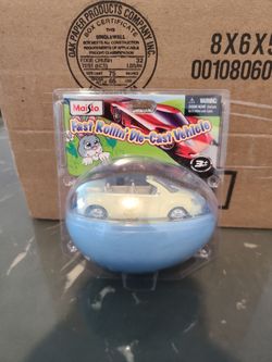 Volkswagen Beatle VW Bug - Maisto Fast Rollin' 1:64 DIE-CAST EGG 📦