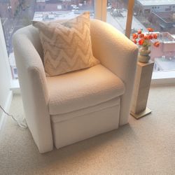 Barrel Chair like new