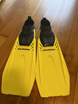 Pacifica Fins Size 36-37 US