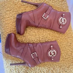 Micheal Kors Heels 