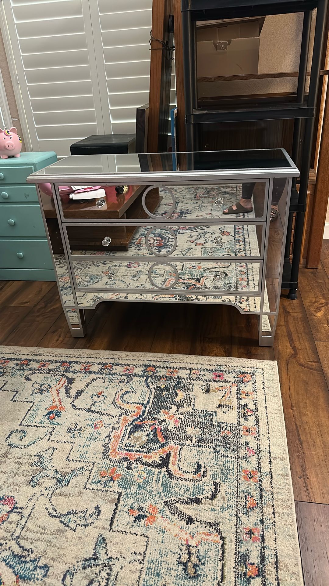 Mirror Dresser