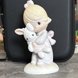 Precious Moments “Jesus Loves Me”