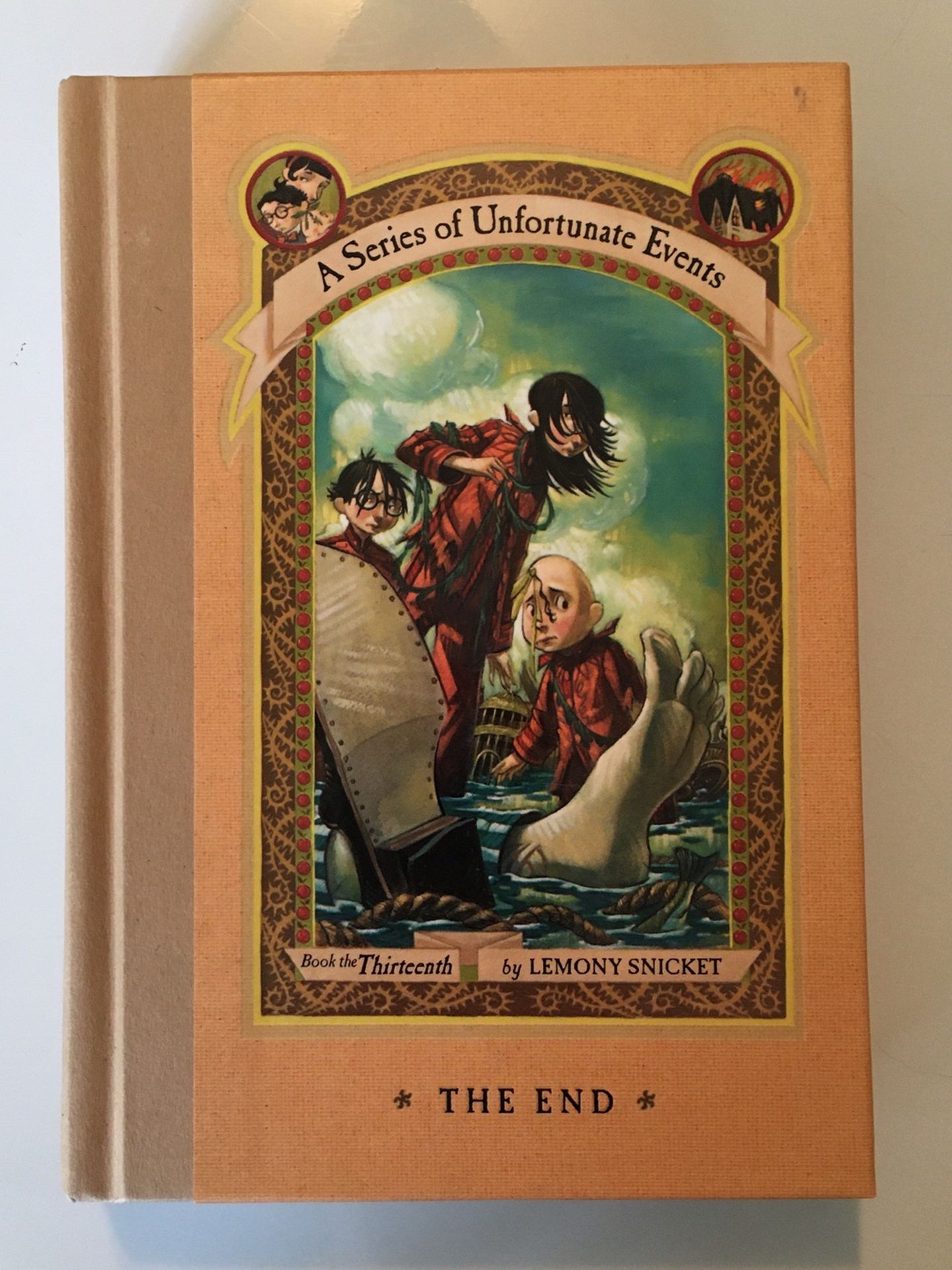 Lemony Snicket’s (A Series Of Unfortunate Events) #13 : The End