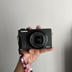 Canon G7X Mark III