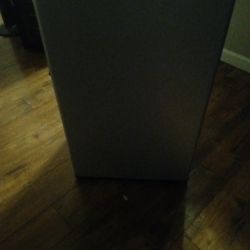 Magic Chef Small Refrigerator