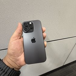 iPhone 16 PRO BLACK. 512 GB