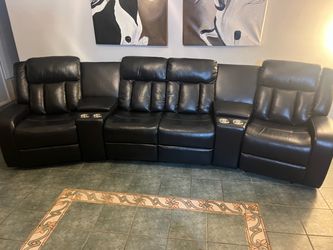 New 4 Reclining Sectional. Ink Blue. 138”x38”x40”H. Free Delivery!