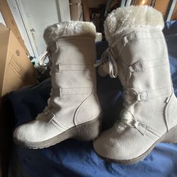 ❄️ Sporto Lexi Vegan Winter Boots – Size 8W – NEW Condition! ❄️