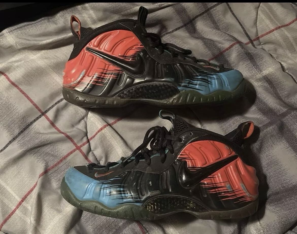 Nike Foamposite Spider-Man