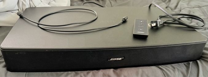 Bose Solo 15 TV Sound System – Excellent Condition – Remote Included