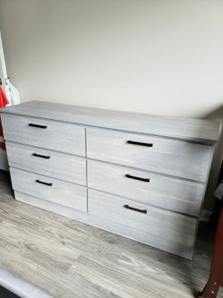 NEW 6 DRAWER DOUBLE DRESSER AND NIGHT STAND 😊 AVAILABLE IN BLACK, WHITE OR GREY COLOR