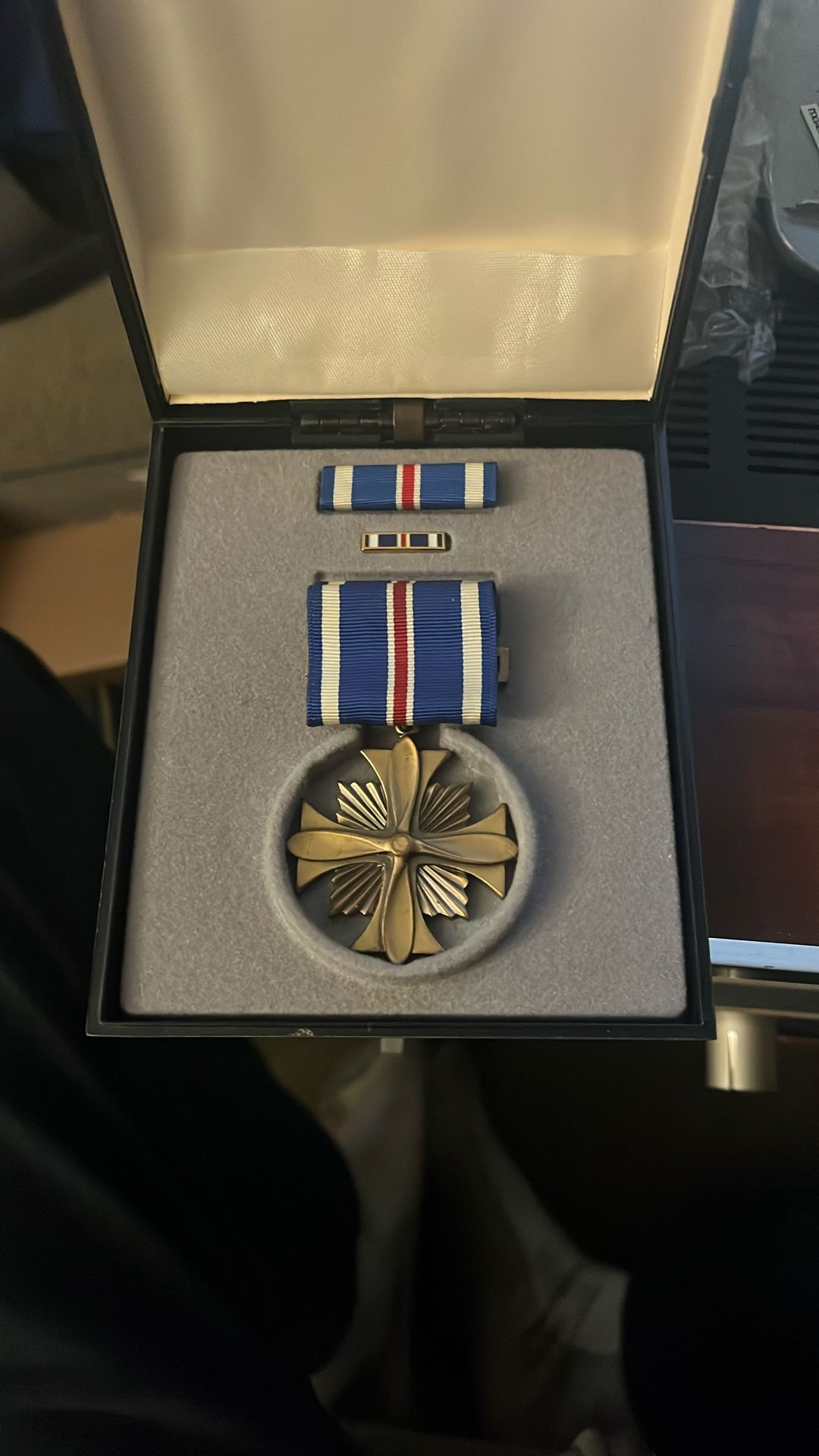 Genuine Vintage Distinguished Flying Cross Complete Set Unnamed