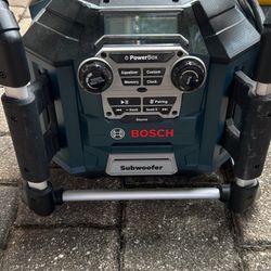 Bosch GPB18V-5CN 18V Cordless Lithium Ion Power Box Jobsite Radio