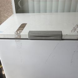 Midea Top open Freezer