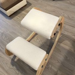 Adjustable Kneeling Chair, Wooden Ergonomic Rocking Chair - Improve Your Posture with an Angled Seat