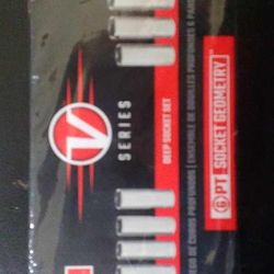 V Series Craftsman 12pc.  Deep Well Metric Socket Set 