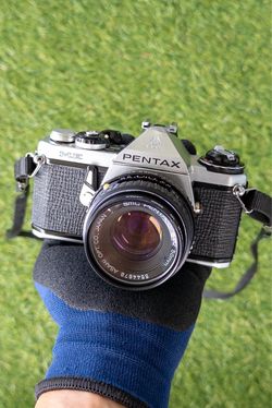 Pentax ME 35mm film SLR camera