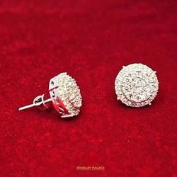 Fancy VVS 1.01 CTW Diamond earring in 14K white Gold 