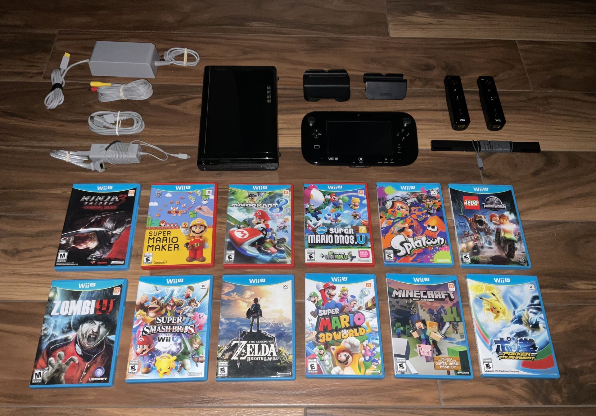 Nintendo Wii U Complete Bundle W/12 Games, 2 Wiimotes & Gamepad