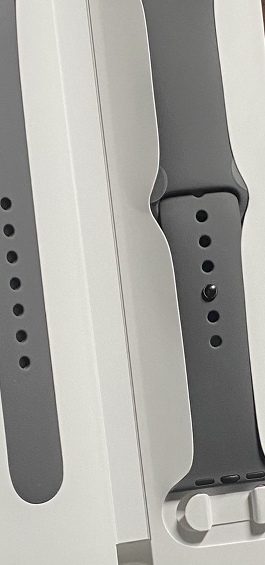 Apple Watch 44mm Black Band That Comes With Box