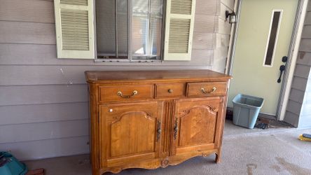 FREE Cabinet