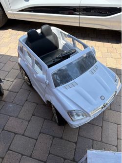 Kids Mercedez battery car