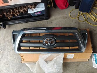 Tacoma TRD Off-Road Grill