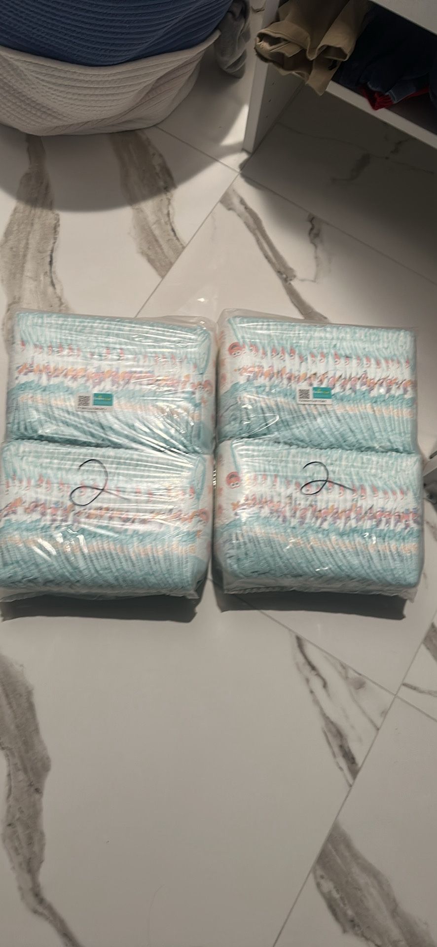 Size 2 And 3 Pampers Diapers